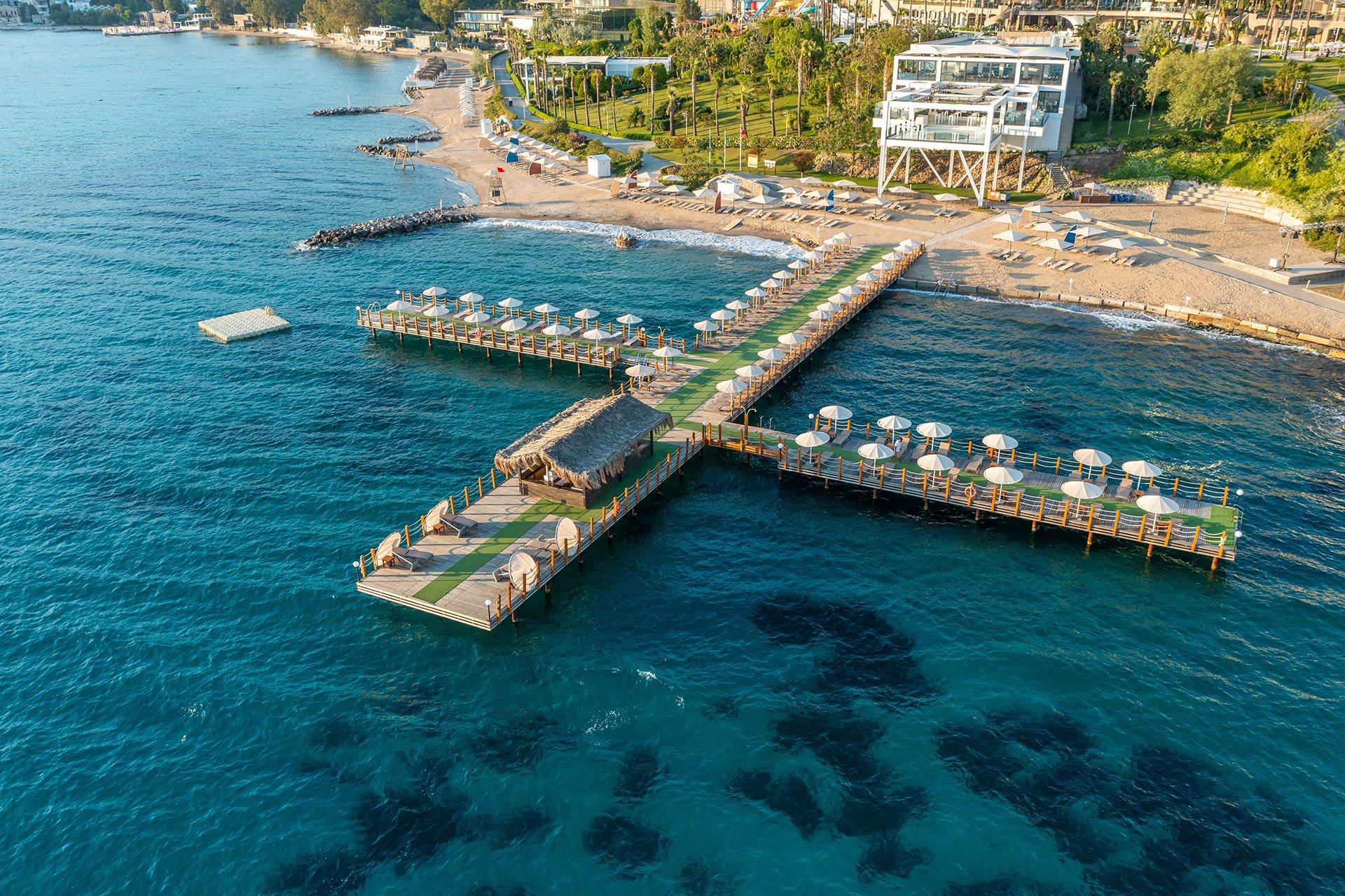 Pier Beach Bar
